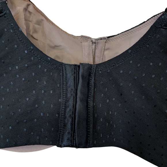 Wacoal Back Appeal Black Underwire Bra 855303 Size 44DD - Picture 5 of 9